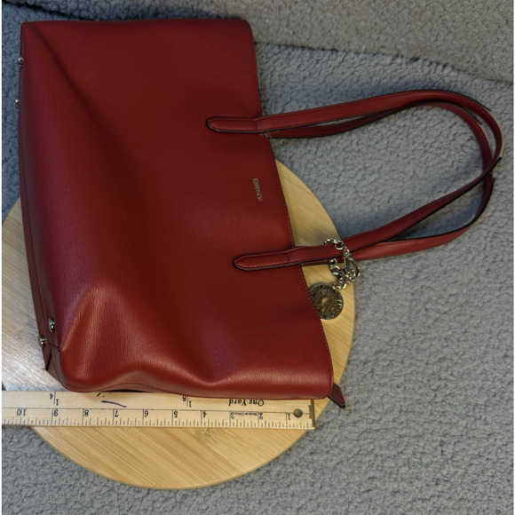 DKNY Structured Tote Shoulder Bag Womens Red Leather Logo Charm - Picture 16 of 16